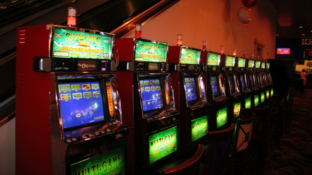 Los vascos y vascas gastaron 487 millones de euros en juego en el 2024