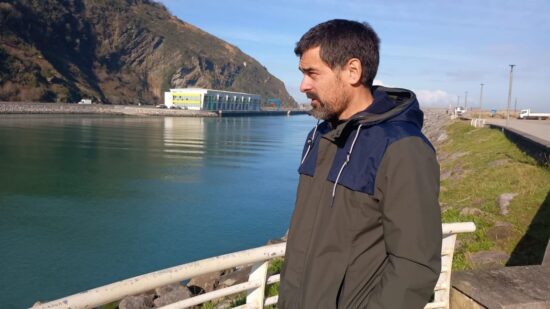 Unai Eizaguirre carga contra el Gobierno Vasco por la suspensión de la campaña de la angula: “Solo querían la foto”