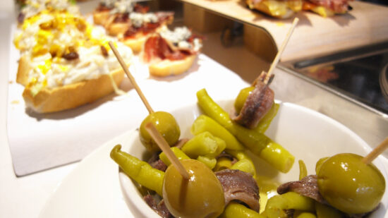 Bilbao ampliará en dos horas el horario de cierre de bares y locales por Navidad