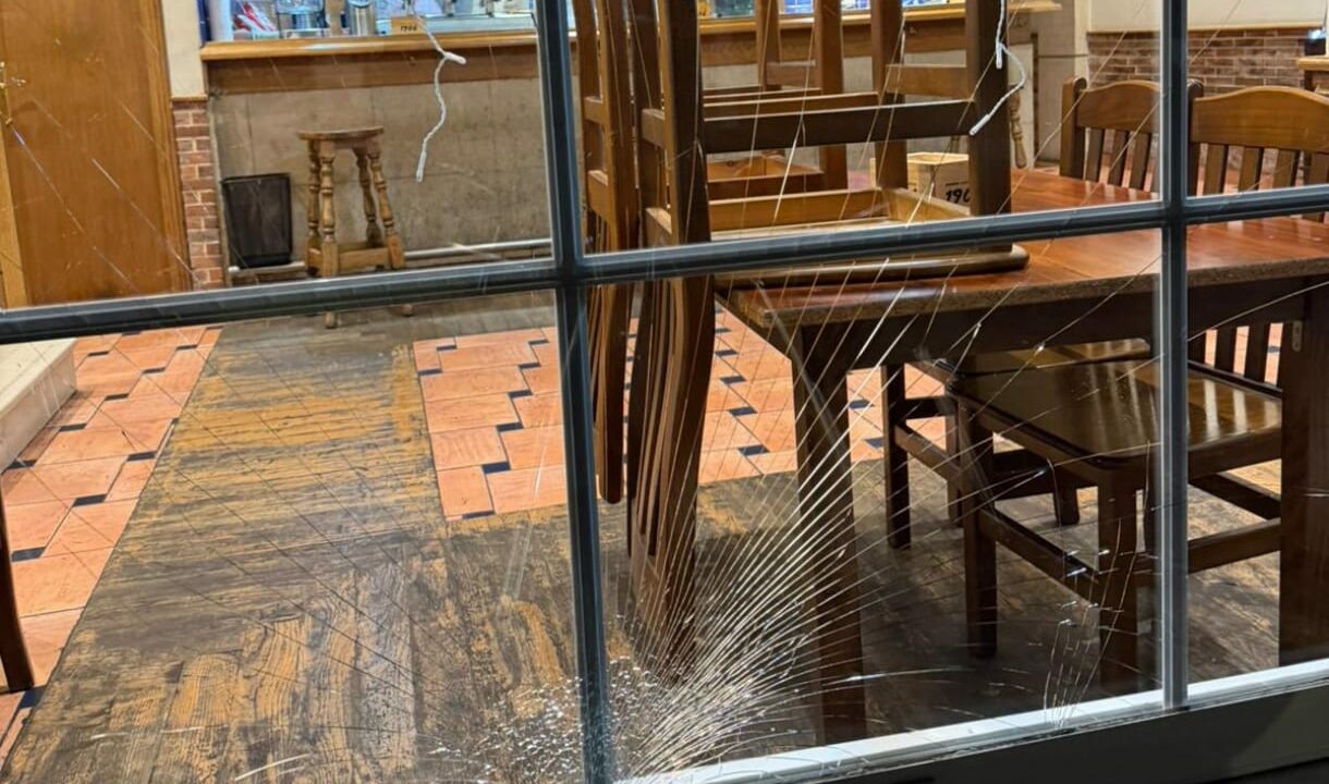 Intento de alunizaje en un restaurante de Zamudio