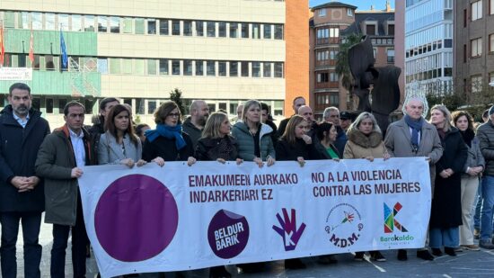 Barakaldo muestra su repulsa ante el último asesinato machista en la localidad