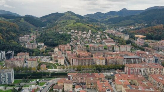 Este es el municipio más barato de Euskadi para comprar casa, pero sigue siendo un lujo para muchas familias