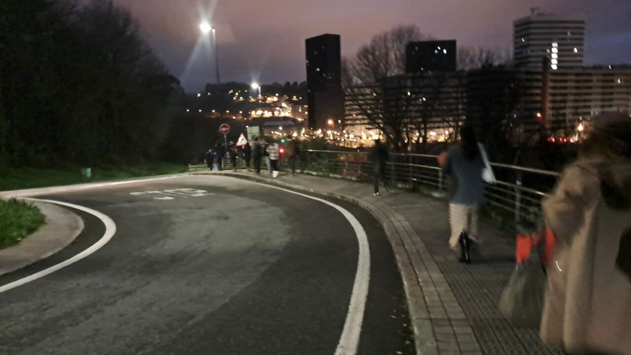 Solucionada la avería que ha dejado sin servicio de metro el tramo entre Etxebarri y Basauri