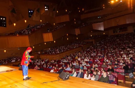 Más de 1.400 niños se citan en el Palacio Euskalduna en la gran fiesta del Colegio de Enfermería de Bizkaia
