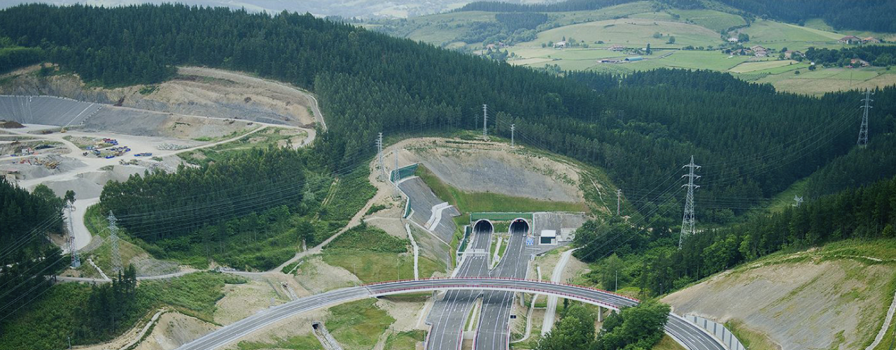 Los ayuntamientos de Bizkaia podrán pedir ayudas a la Diputación para mejorar sus carreteras