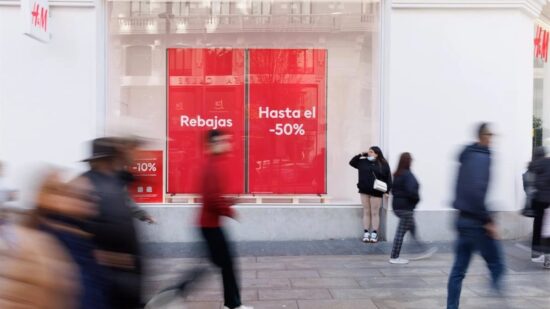 Estas son las trampas más comunes en las rebajas: te contamos cómo evitarlas