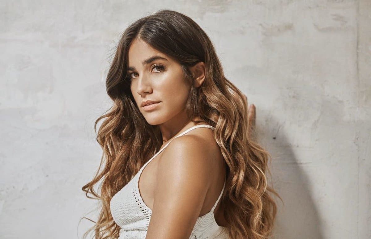 Julia Medina convierte la herida en hogar con ‘Mi Templo’