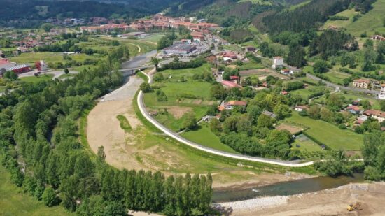 Zalla refuerza su defensa frente a las inundaciones del Cadagua tras una inversión de 13,5 millones