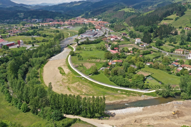 Zalla refuerza su defensa frente a las inundaciones del Cadagua tras una inversión de 13,5 millones