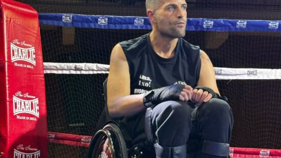 Alain, el boxeador vizcaíno que desafía a la enfermedad desde una silla de ruedas