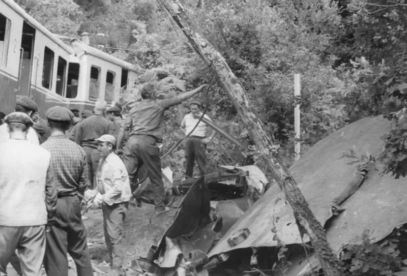 Cuando otra tragedia ferroviaria sacudió Bizkaia: el tren de Urduliz que dejó 33 muertos