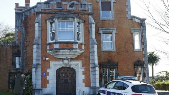 El PNV sustituirá a los tres concejales imputados por el ‘caso del palacete’ en Getxo