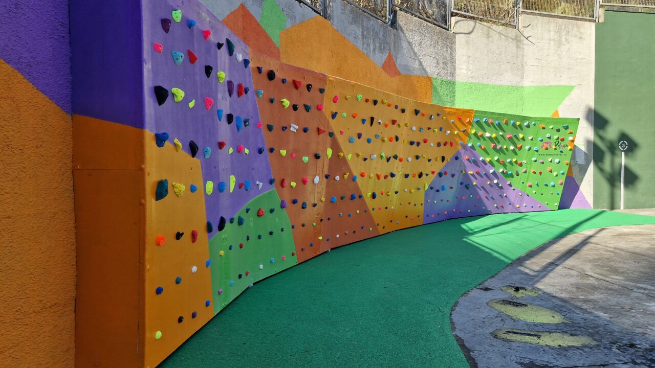 Bilbao estrena un nuevo rocódromo en Uretamendi tras una petición vecinal del Plan Auzokide