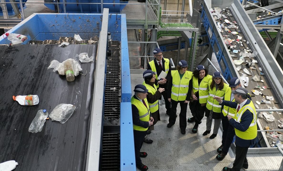 Bizkaia da un gran paso en reciclaje con una nueva planta más moderna y eficiente