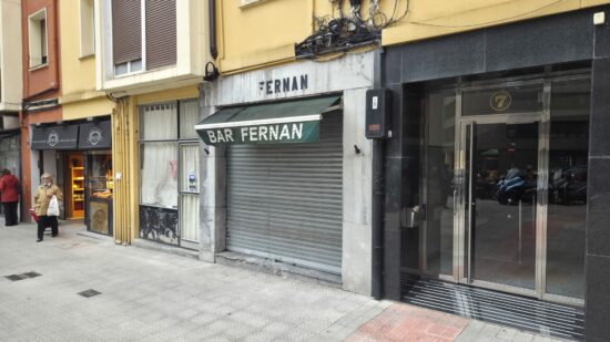 La familia del hombre asesinado en Bilbao pide respeto y espacio: «Ahora mismo es muy duro salir a la calle»