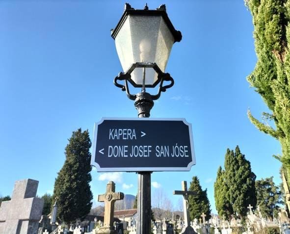 Durango renueva las señales del cementerio para mejorar la accesibilidad