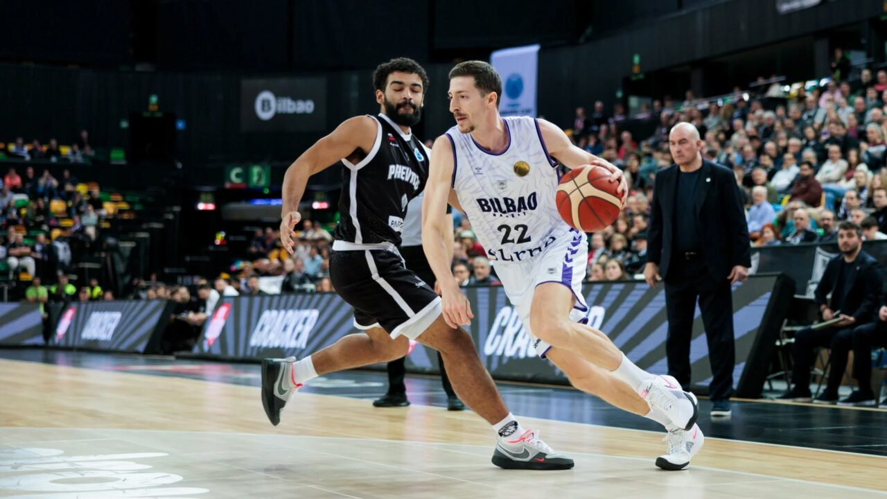 El Surne Bilbao apaliza al Prievidza