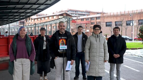 EH Bildu critica al Departamento de Educación por la fusión de la escuela pública y la ikastola de Deusto