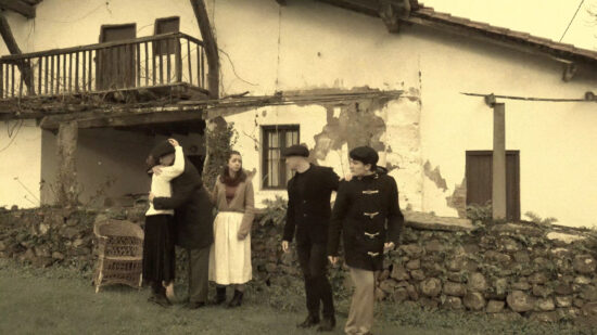 Gogorapenen hegalez llega este domingo al Teatro Arriaga