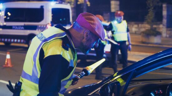 Bilbao refuerza la vigilancia del estado de los vehículos con una campaña especial de control