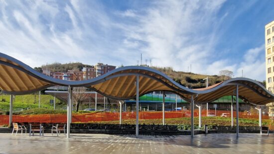 Bilbao estrena una nueva marquesina en Sabino Arana tras una inversión de 370.000