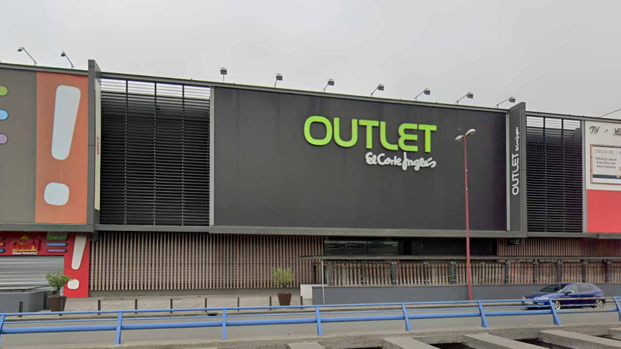 Agur al outlet de El Corte Inglés en Megapark: cierra tras 18 años de actividad