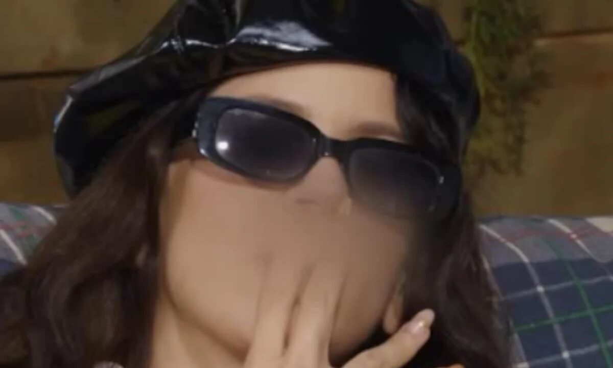 Denuncian a Rosalía por fumar en un pódcast y reabre el debate sobre la Ley Antitabaco