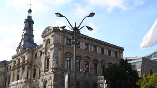 Bilbao lanza su Estrategia Municipal para combatir la soledad no deseada y el aislamiento social