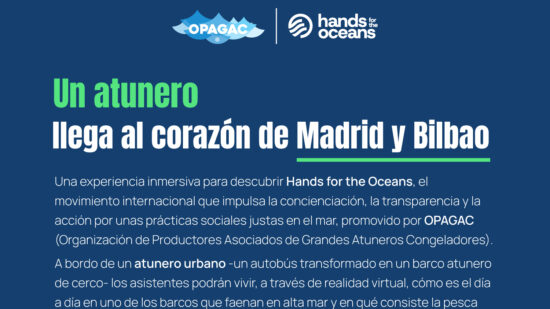 Un atunero atraca en pleno Bilbao con experiencia de realidad virtual y escape room familiar