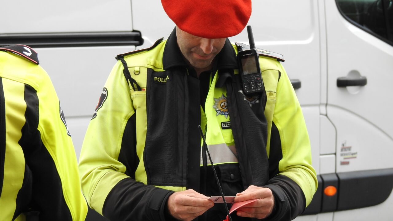 Bilbao refuerza los controles a furgonetas y transporte de mercancías durante toda la semana