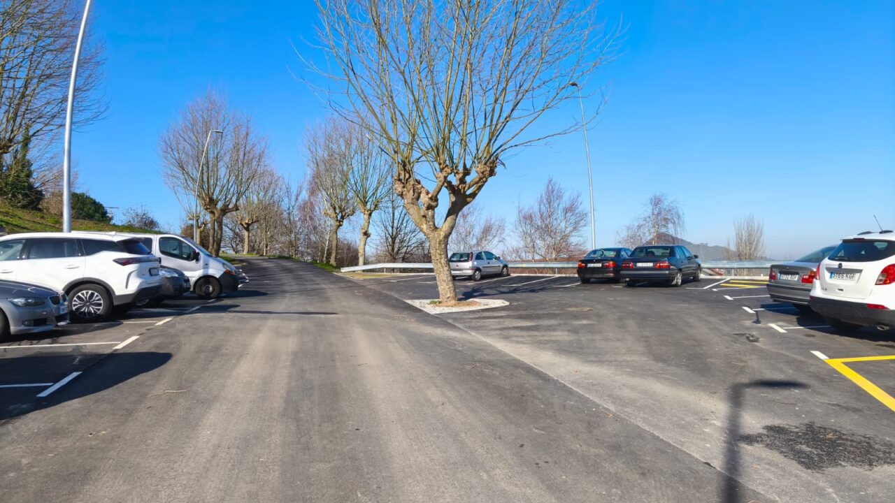 38 nuevas plazas de aparcamiento en el barrio de Peñucas en Abanto-Zierbena