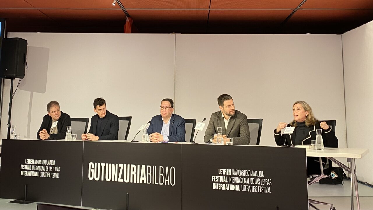 Gutun Zuria Bilbao regresa a Azkuna Zentroa