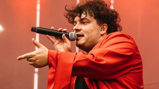 Janus Lester desata expectativas con su nuevo disco y anuncia un gran concierto en Donostia