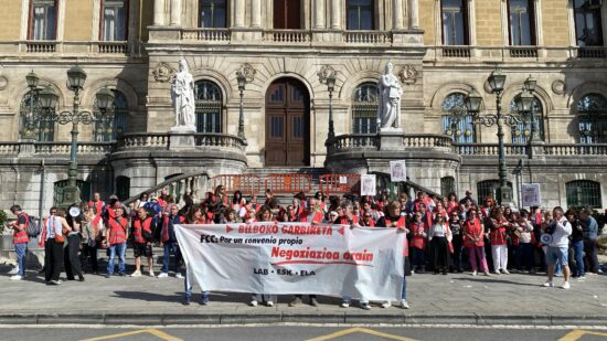 Las trabajadoras de limpieza contra la brecha salarial: «No descartamos hacer huelga indefinida»