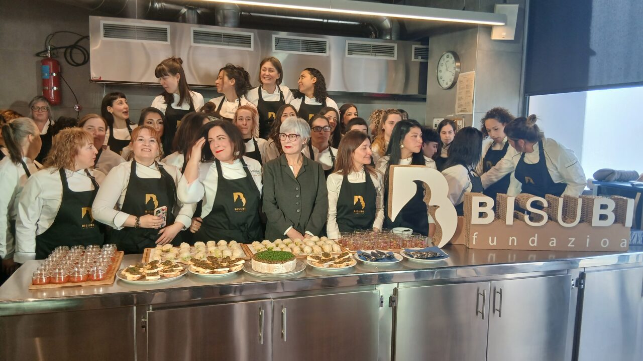 Las cocineras de Bizkaia reivindican su presencia en el sector gastronómico