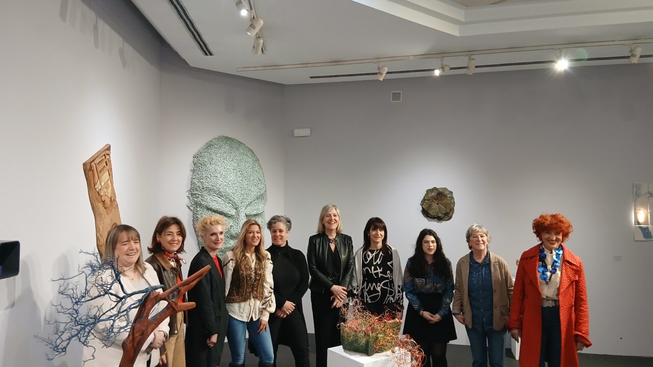 19 escultoras vascas exponen sus obras en Bilbao durante los meses de marzo y abril