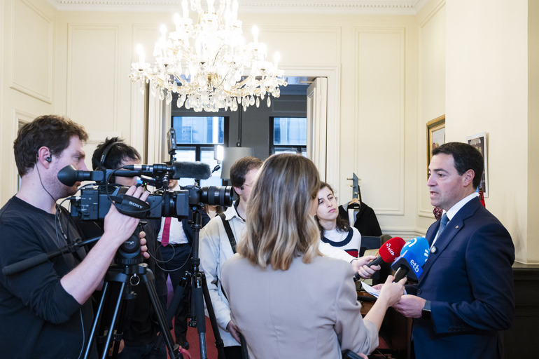 El Lehendakari convoca al Grupo para la Defensa Industrial ante la escalada bélica en Oriente Medio