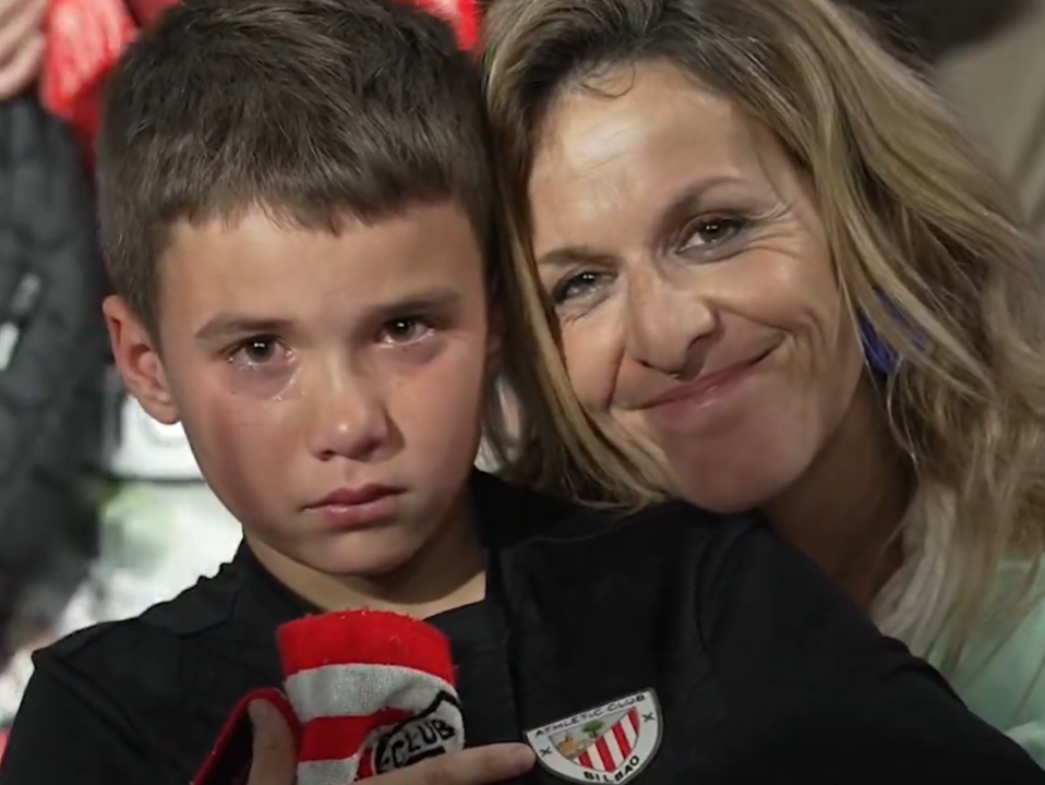 Peru, el niño del Athletic que emociona a la afición tras la eliminación en Anoeta