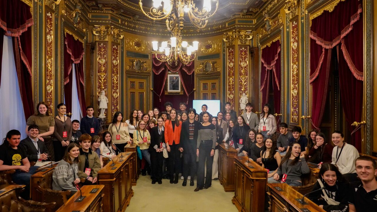 Primera edición de Bilbao Eztabaida Liga, una iniciativa para promover el euskera en los jóvenes