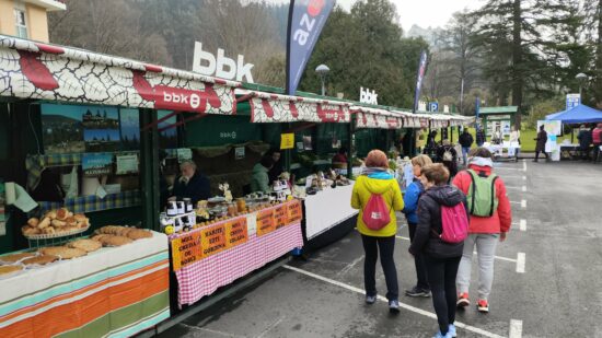 Un plan de domingo entre caseríos, ganado y txakoli: vuelve una de las ferias rurales más esperadas