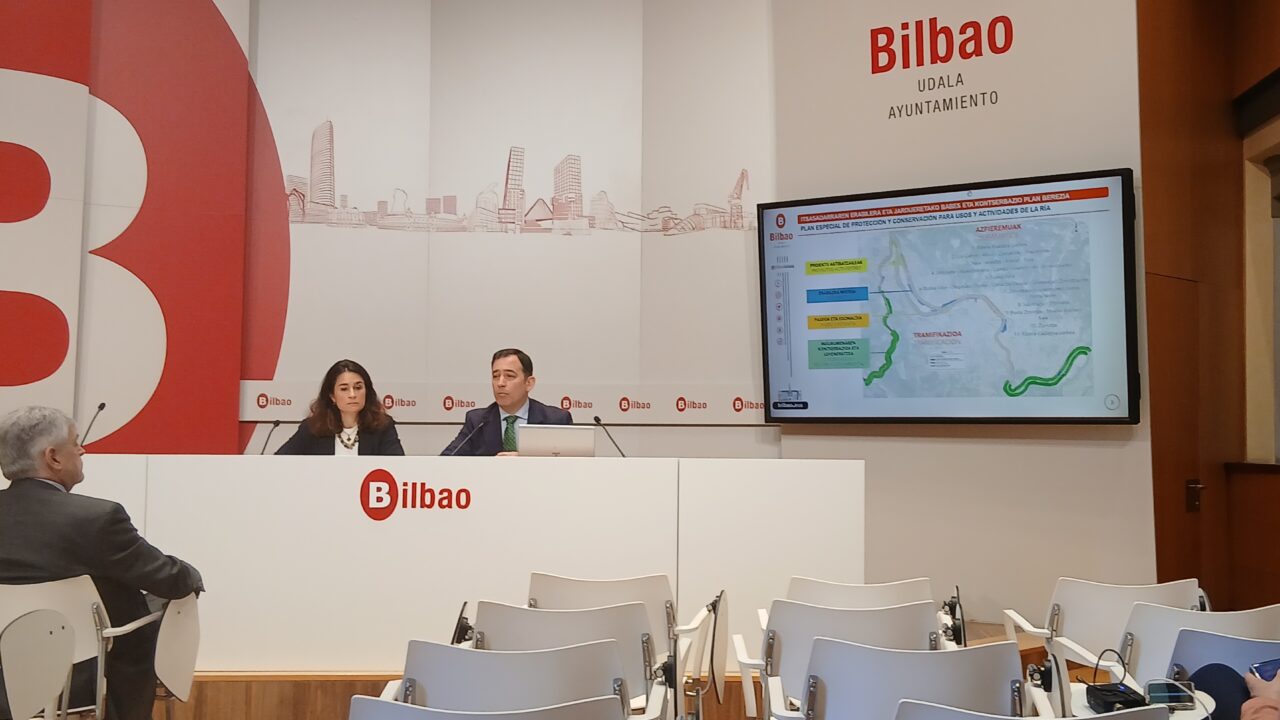 El Ayuntamiento presenta un plan especial para el uso y actividades en la Ría de Bilbao