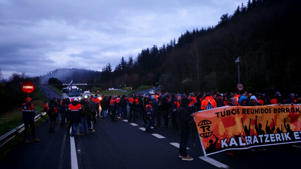 Arranca la huelga indefinida en Tubos Reunidos