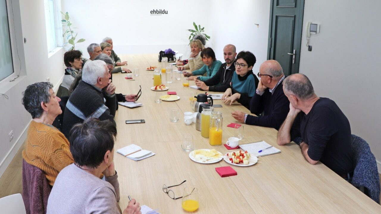 EH Bildu Bilbao llevará al pleno de marzo la creación de una red pública de viviendas comunitarias para mayores