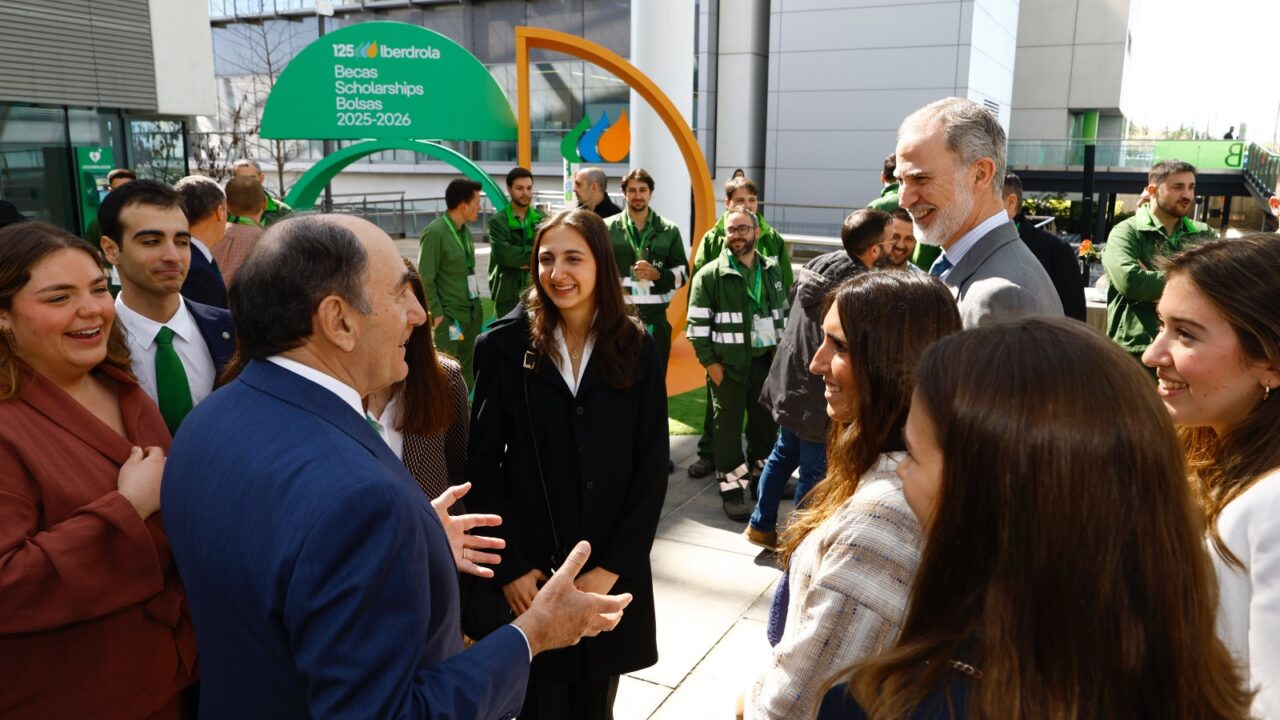 Galán ensalza ante el Rey el impulso de Iberdrola al empleo: 2.000 becas y 4.500 contratos en 2025