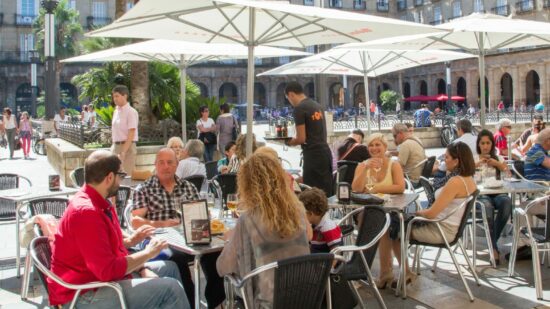 Bilbao avanza en la nueva Ordenanza de Terrazas: el Pleno aprobará su fase inicial la próxima semana