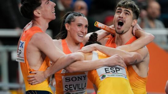 Markel Fernández, subcampeón del mundo de relevos mixtos con récord y ‘heridas de guerra’