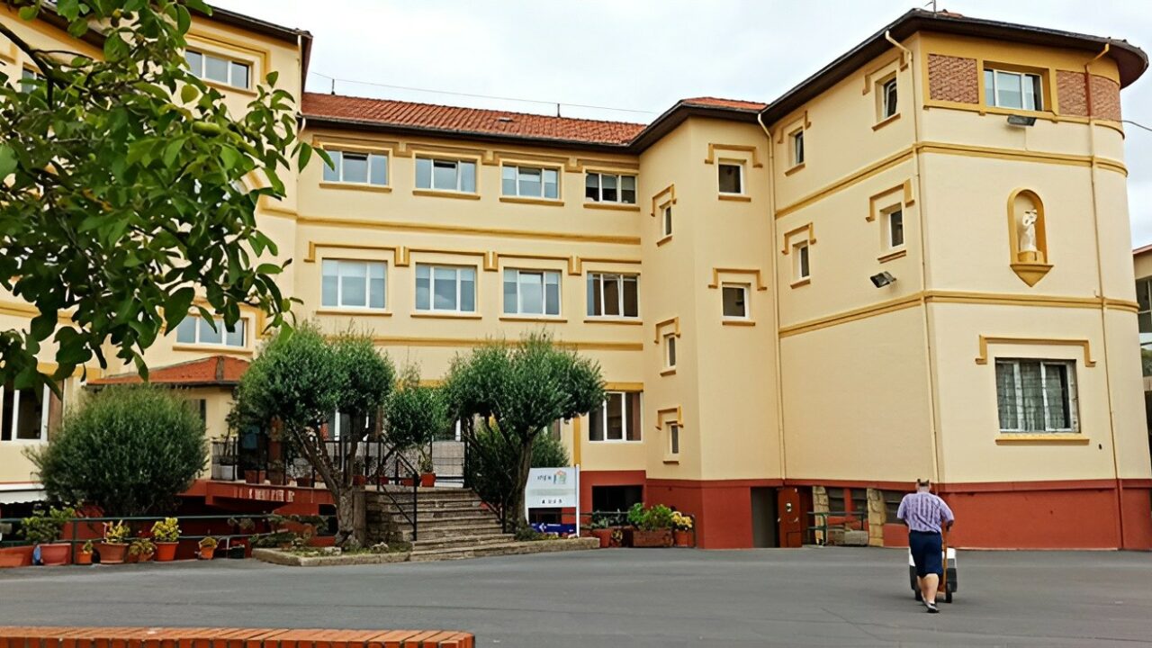 Bizkaia impulsa la autonomía personal: la Diputación firma convenios con Fundación Argia y Bilbao Formarte