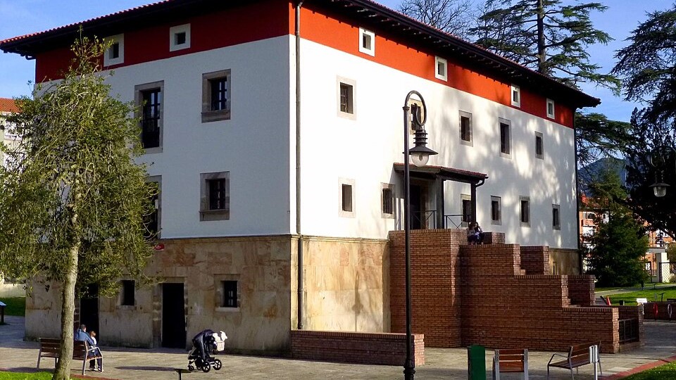 El Museo de Las Encartaciones organiza una ruta guiada por el patrimonio histórico de Zalla