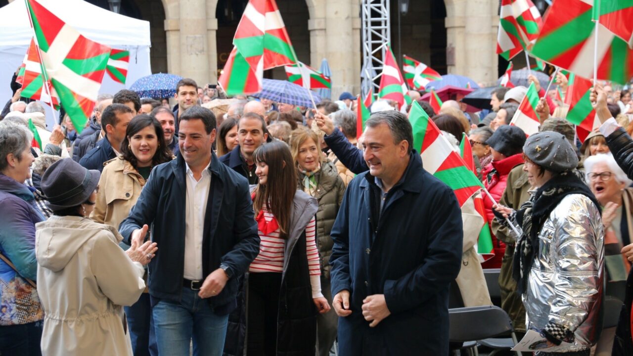El PNV celebra el Aberri Eguna en la Plaza Nueva de Bilbao este domingo