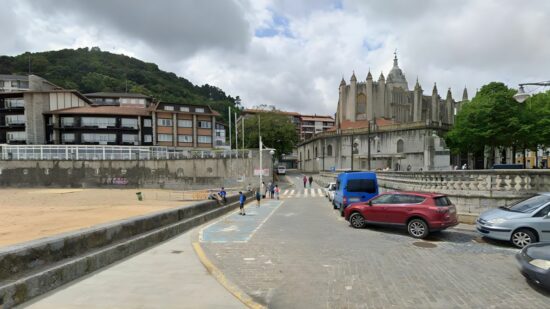 El Tribunal Superior anula de nuevo el cobro por aparcar en verano en Lekeitio por discriminatorio